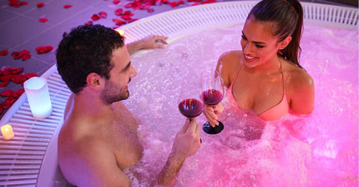 Spa privado para dos con cóctel o cava en Tarragona