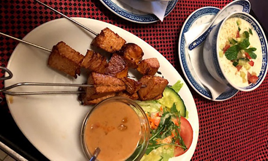 Image 3: Nepalesisches Grillgericht inkl. Softgetränk für 1 - 4 Personen