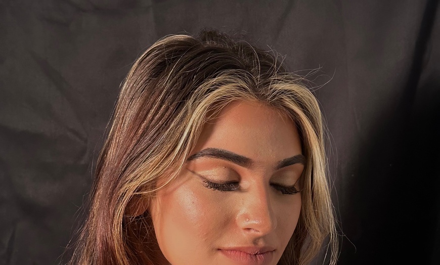 Image 4: Soft, Natural, Or Dramatic Glam: Choose Your Perfect Look 