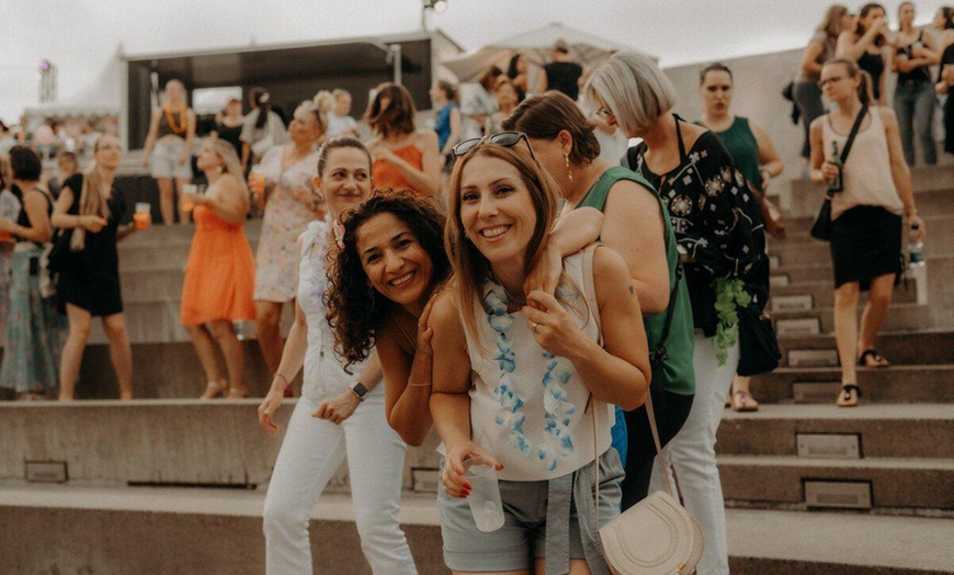 Image 3: 1 oder 2 Tickets für "MAMAGEHTTANZEN" am 4. Juli in Heilbronn