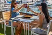 Plan Beach en Valencia Mar con tapas a elegir bebidas y postre frente al mar hasta un 58% de descuento - Second Medium