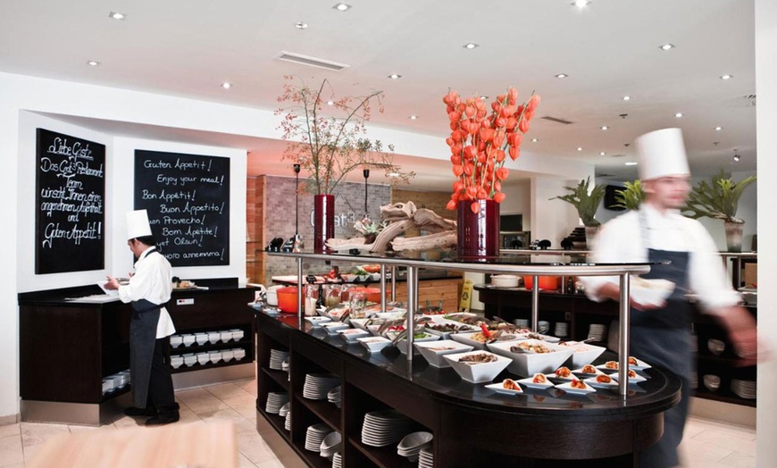 Image 12: München: 1-4 Nächte inkl. Frühstück, Wellness und Welcome Drink