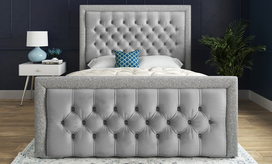 Image 6: Cheltenham Upholstered Soft Velvet Bed