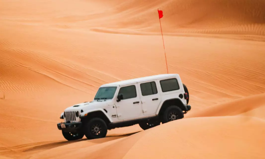 Drive 4x4 in a Guided Desert Adventure One, Three, or Five Sessions