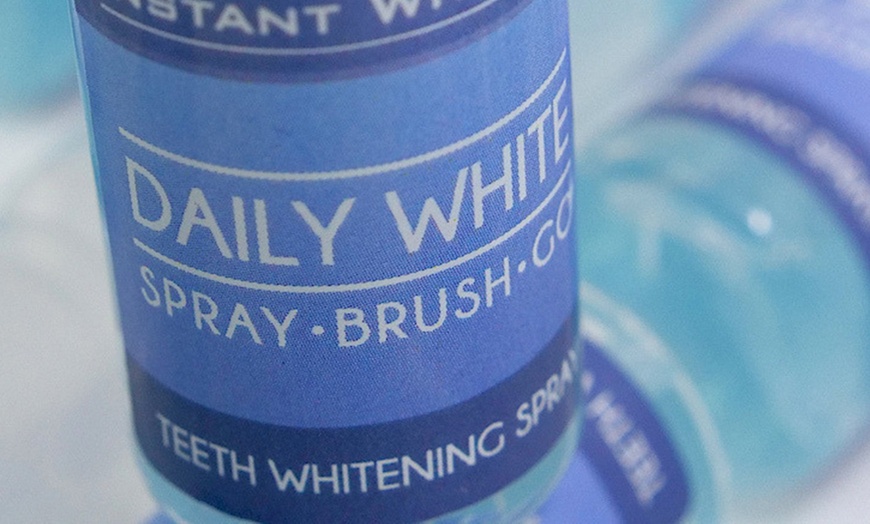 Image 2: Daily White Teeth Whitening Spray