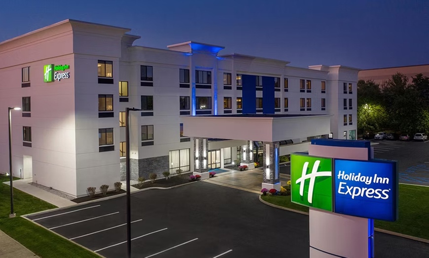 Image 37: Stay at Holiday Inn Express Fishkill–Mid Hudson Valley, NY