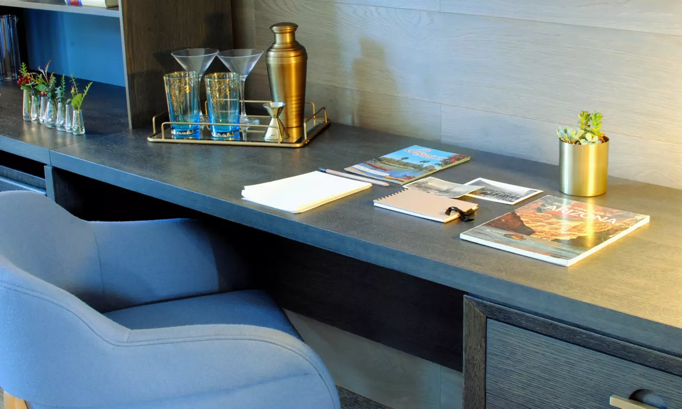 Member Pricing: 4-star Hotel in Camelback Foothills with Pools, Golf