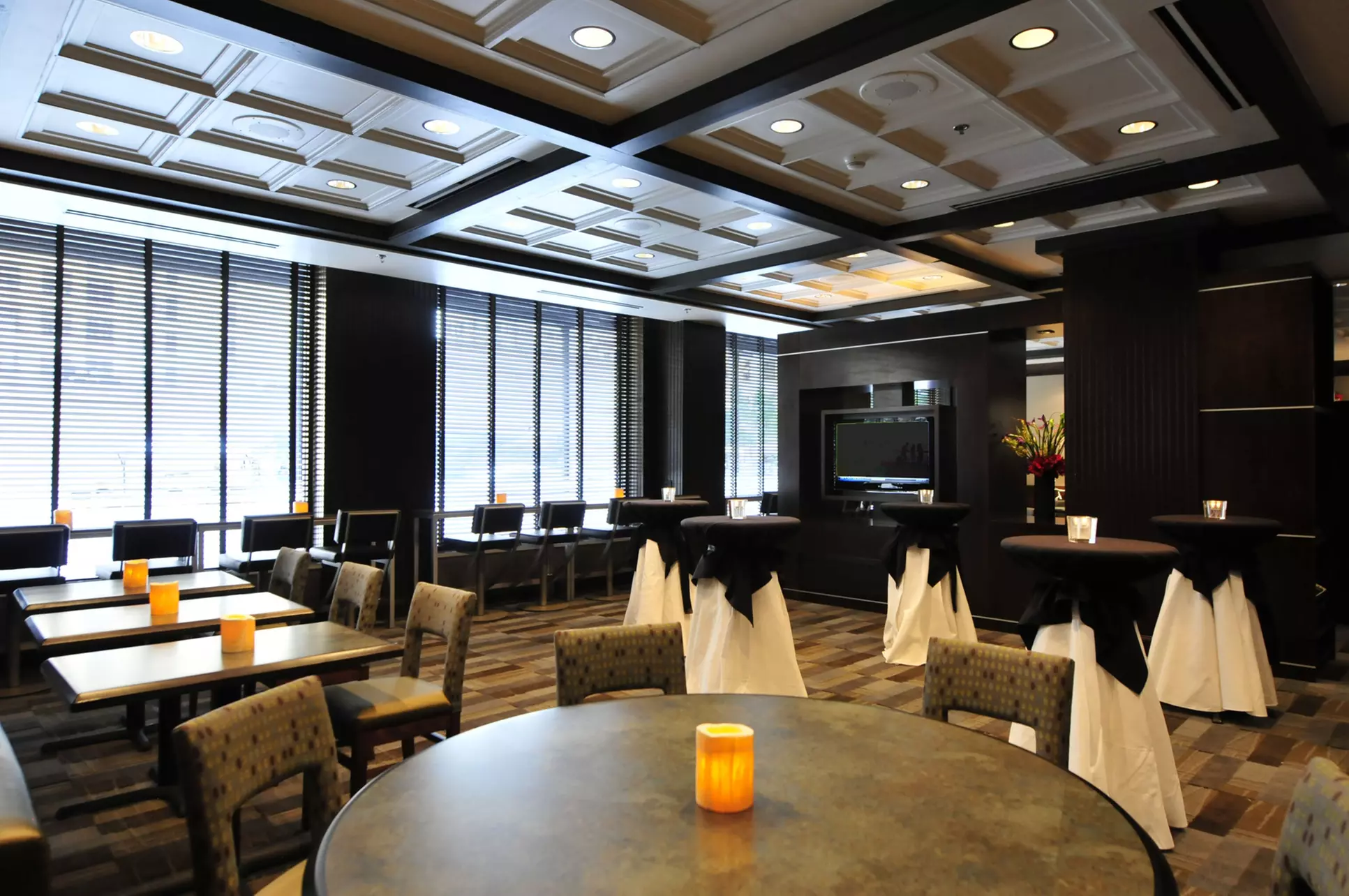 Stay in Austin, TX with Elegant Charm & Prime Downtown Location