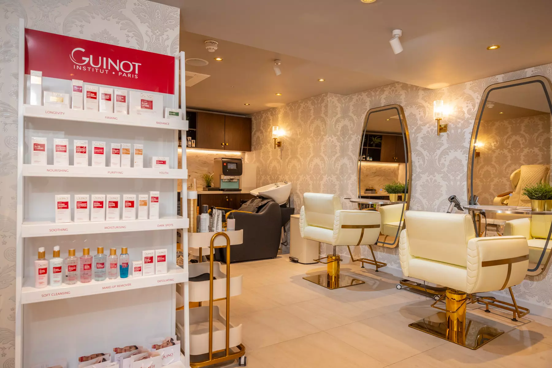 Elevate Your Style with Expert Haircut Options