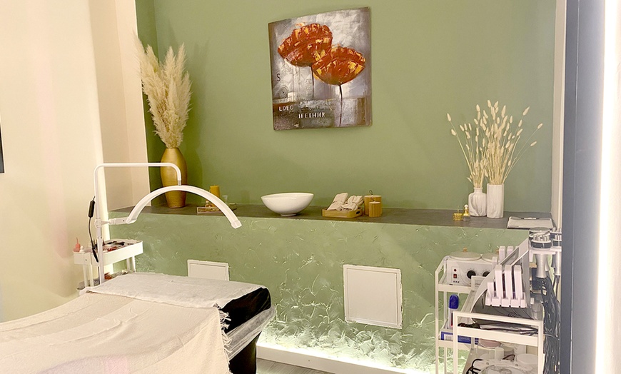 Image 2: 2, 4 o 6 sesiones de cavitación, radiofrecuencia y láser lipolítico