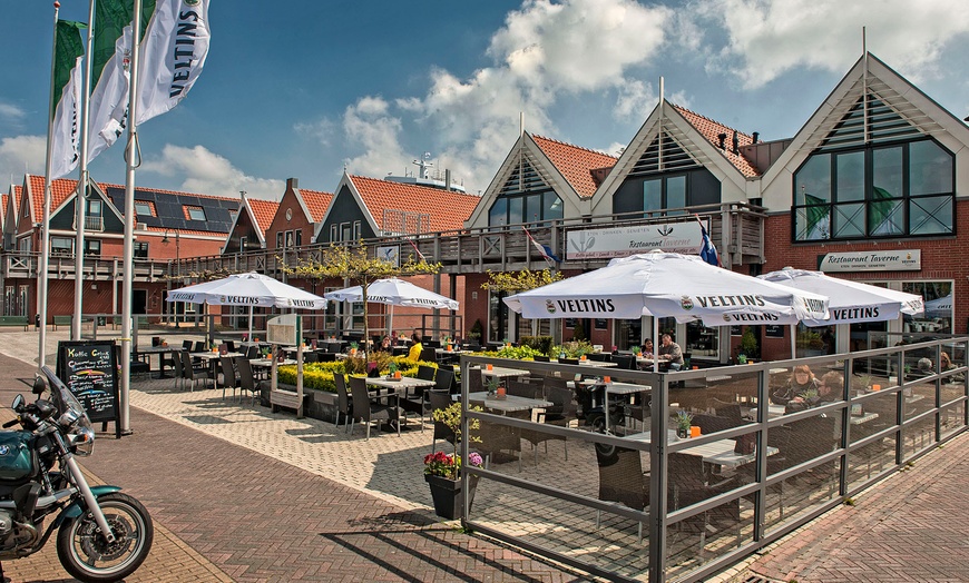 Image 3: (Mini) High Tea in Urk