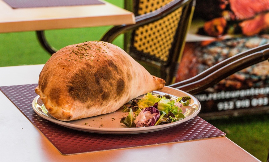 Image 7: Menú italiano para 2 o 4 con postre y bebida en el C.C. Plaza Mayor