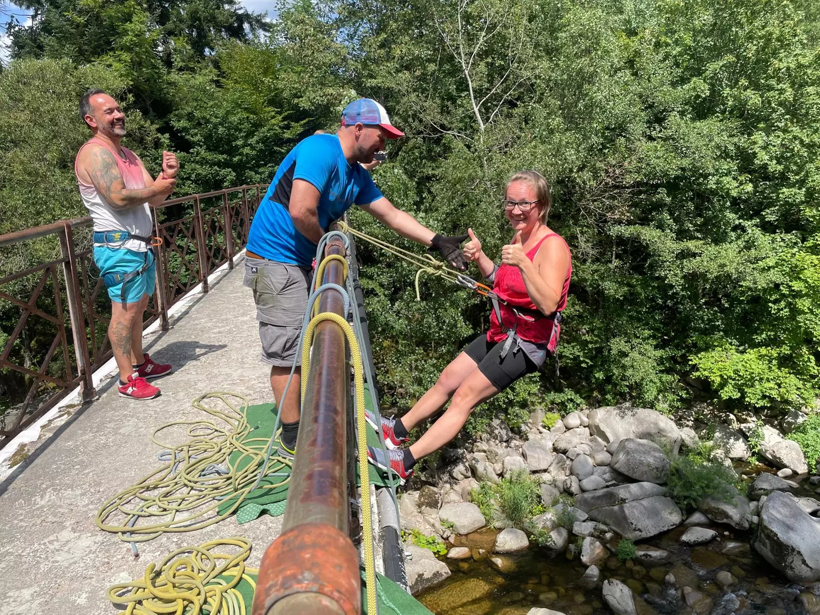 2 Std. Canyoning-Tour durch das Flussbett der Murg für 2 - 4 Personen