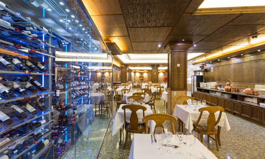 Image 16: Andorra: 1 noche en hotel 4* con desayuno, cocktail y spa