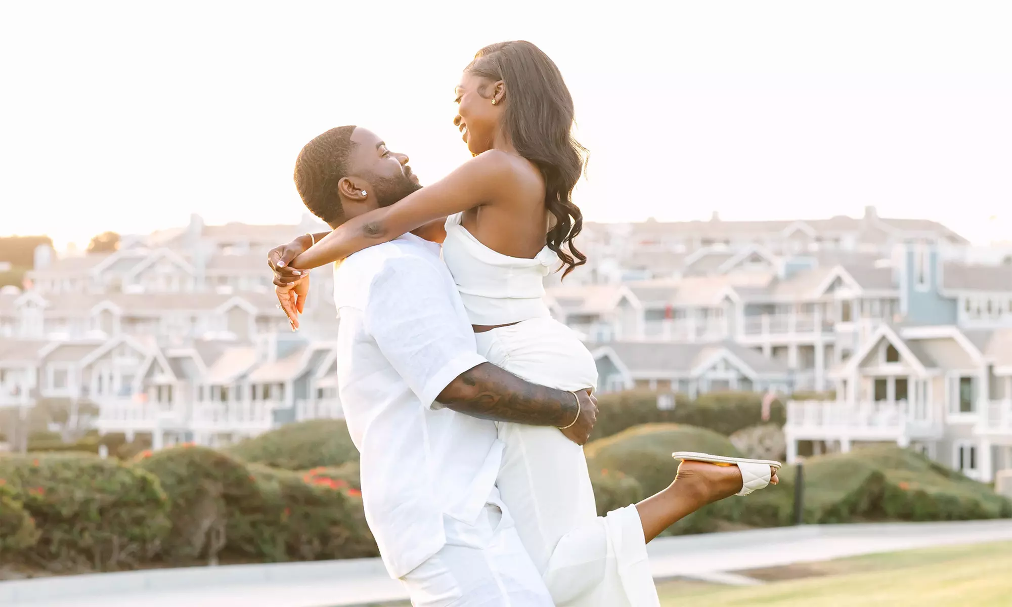 Engagement Photo Sessions with 60 or 90 Minute On Location Options