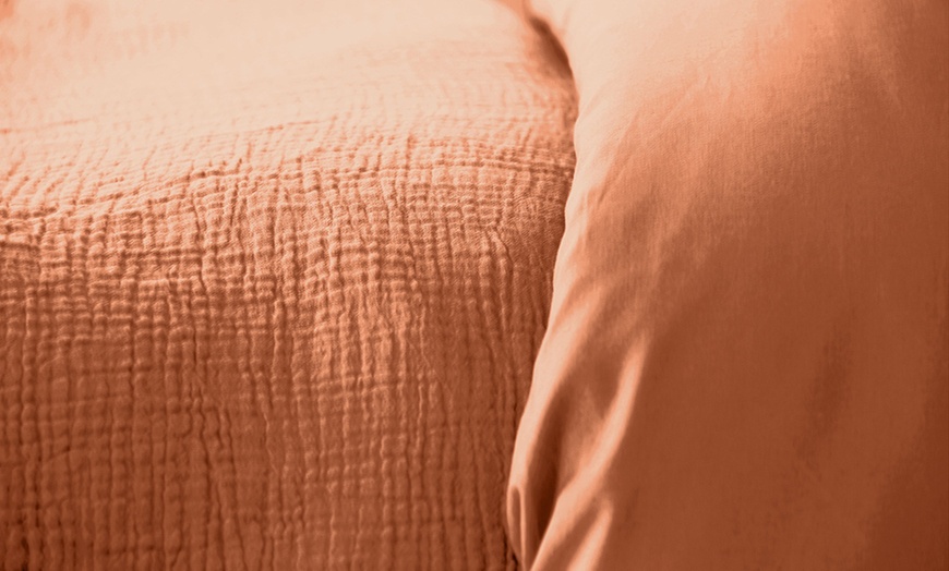 Image 12: Completo lenzuola matrimoniale in tinta unita 100% cotone