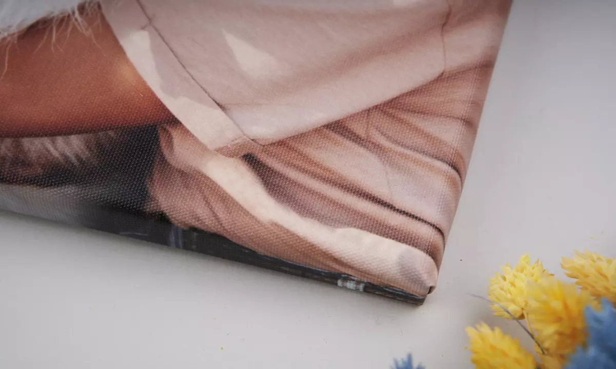 Transform Your Memories into Masterpieces with Stunning Canvas Prints!