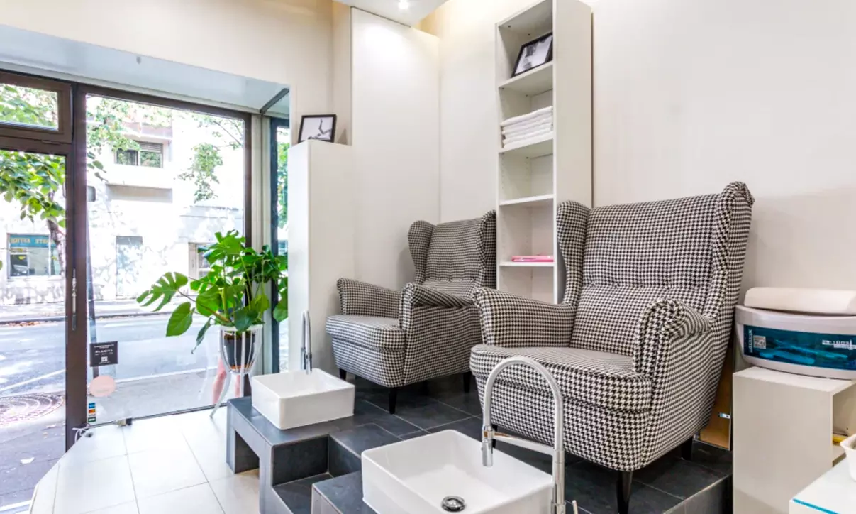 Beauté des mains et pieds en option avec semi-permanent à Beauté Art