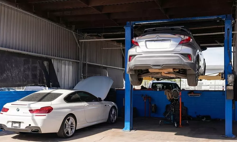 Full Synthetic Oil Change with Filter Replacement & MPI / 2 Cars