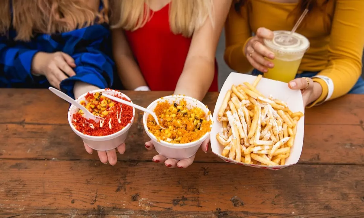 General Admission for Two to Foodie Fest with Two Drinks 