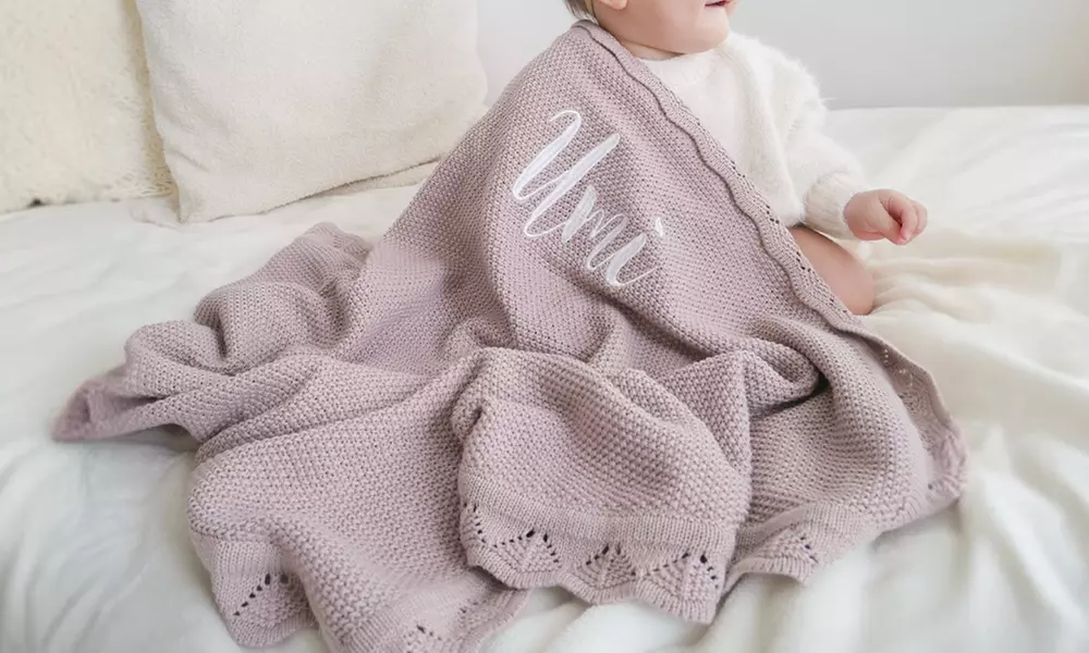 1 ou 2 couvertures brodées personnalisées pour bébé