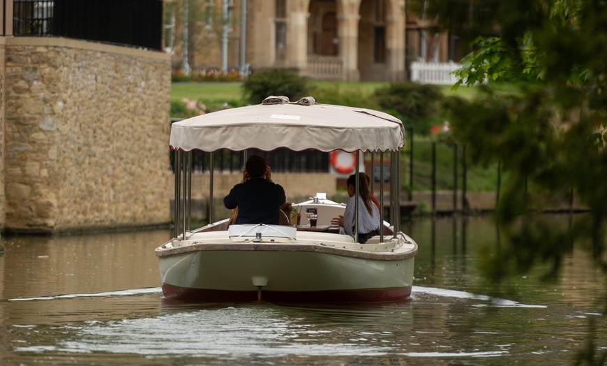 Image 6: Oxford Experience Cruise Through Oxford For Couples or Family
