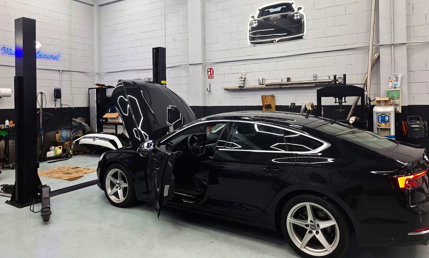 Image 6: Cambio de aceite 10w40 y filtros a elegir con revisión pre-ITV