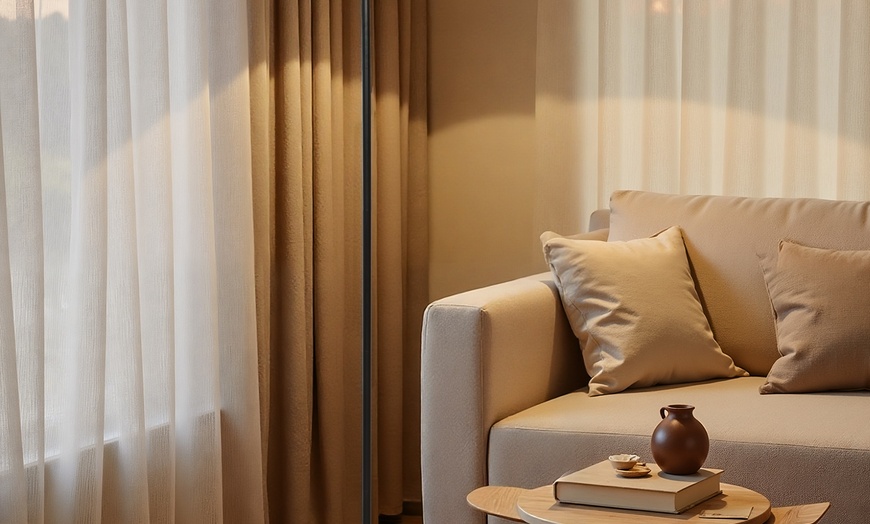 Image 3: HOMCOM Dimmable Standing Lamp with Double Shade