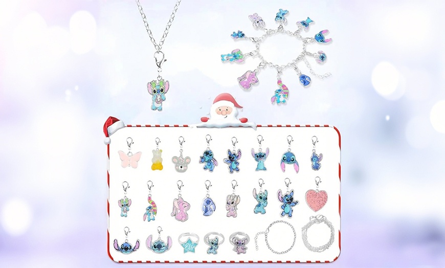 Image 2: Calendario dell'Avvento ispirato a Stitch con bracciali 