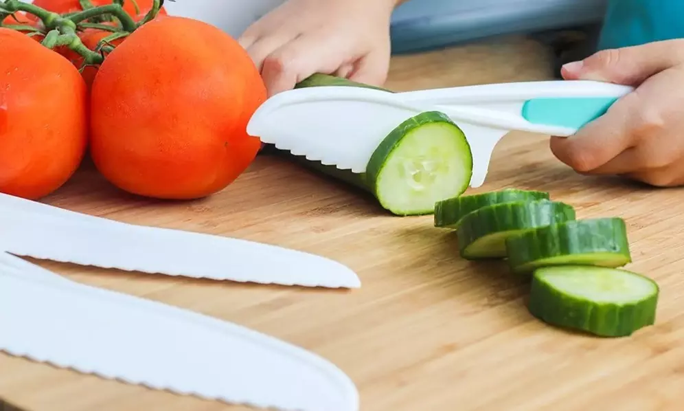 Tovla Jr. 3-Piece Nylon Kitchen Baking Knife Set for Kids in 3 Sizes & Colors