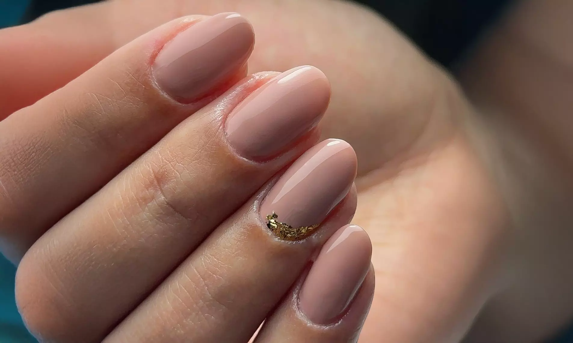 Manicura a elegir entre semipermanente, soft gel o uñas acrílicas