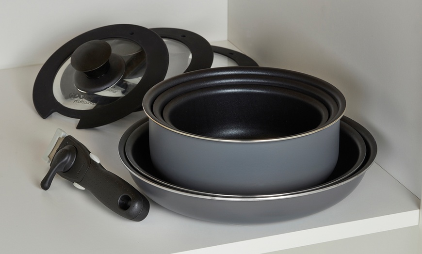 Image 8: Pan Sets with Removable Handle
