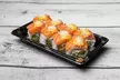 Bandeja de sushi para 2 o 4 personas con entrante y bebida para recoger en el local, con hasta un 35% menos - Second Medium