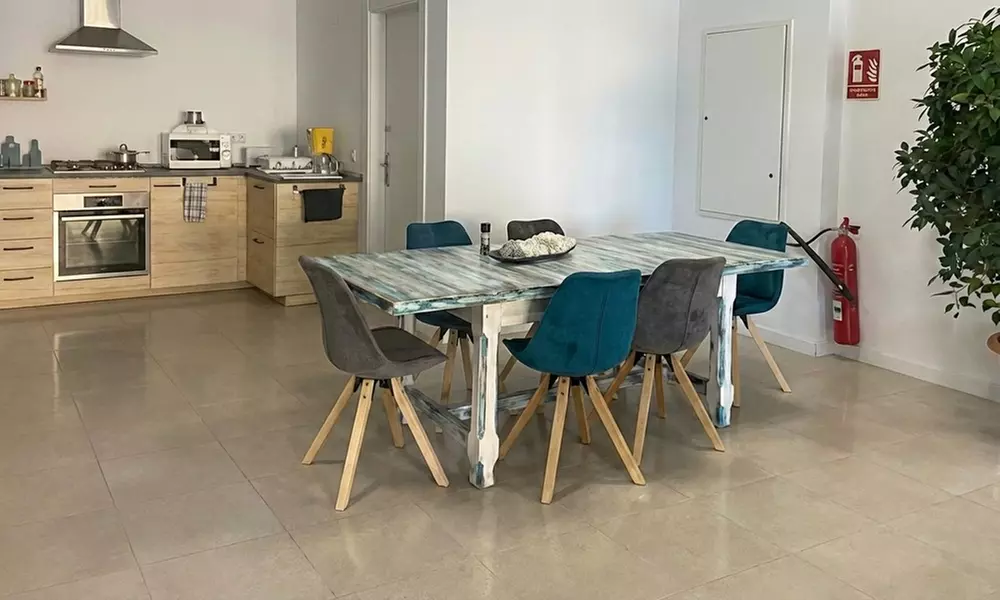 Meeting room o business lounge durante todo un día con aperitivos