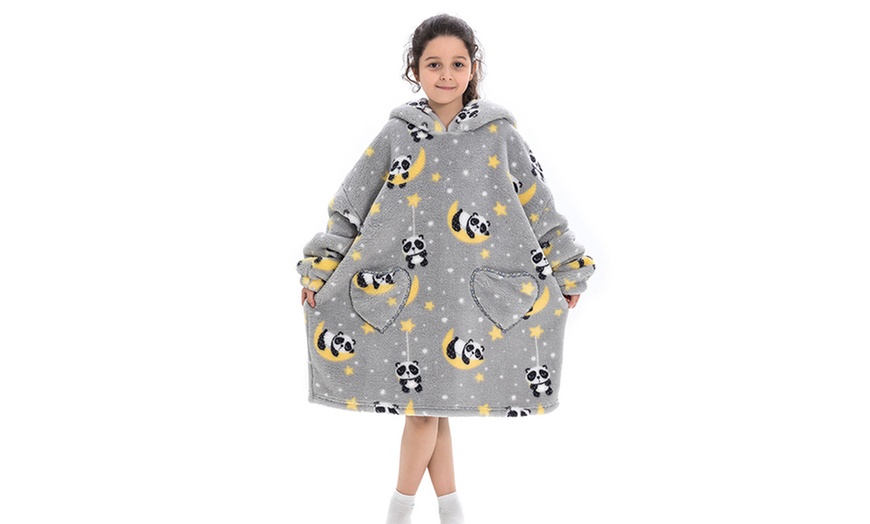 Image 11: Kids' Oversized Blanket Hoodie