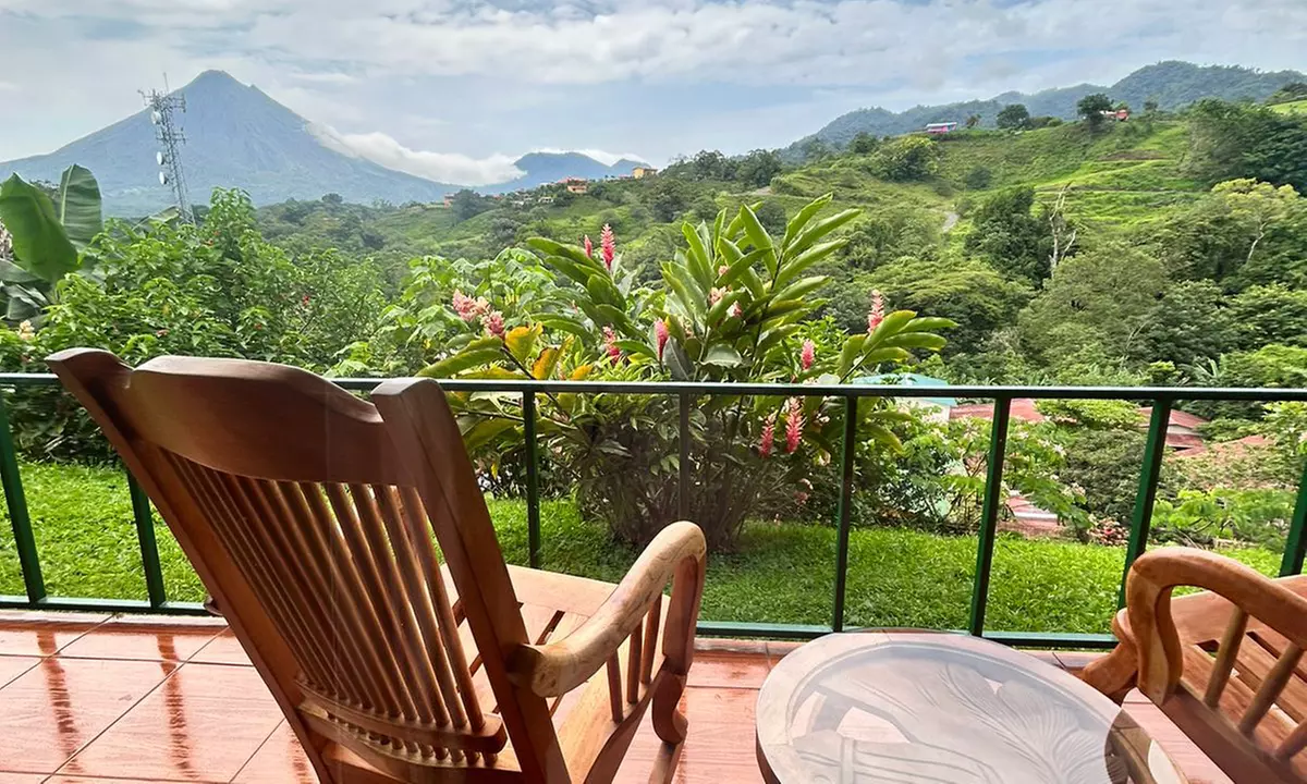 ✈ 5-Night Costa Rica Volcano Adventure w/ Air & Car from Travel by Jen