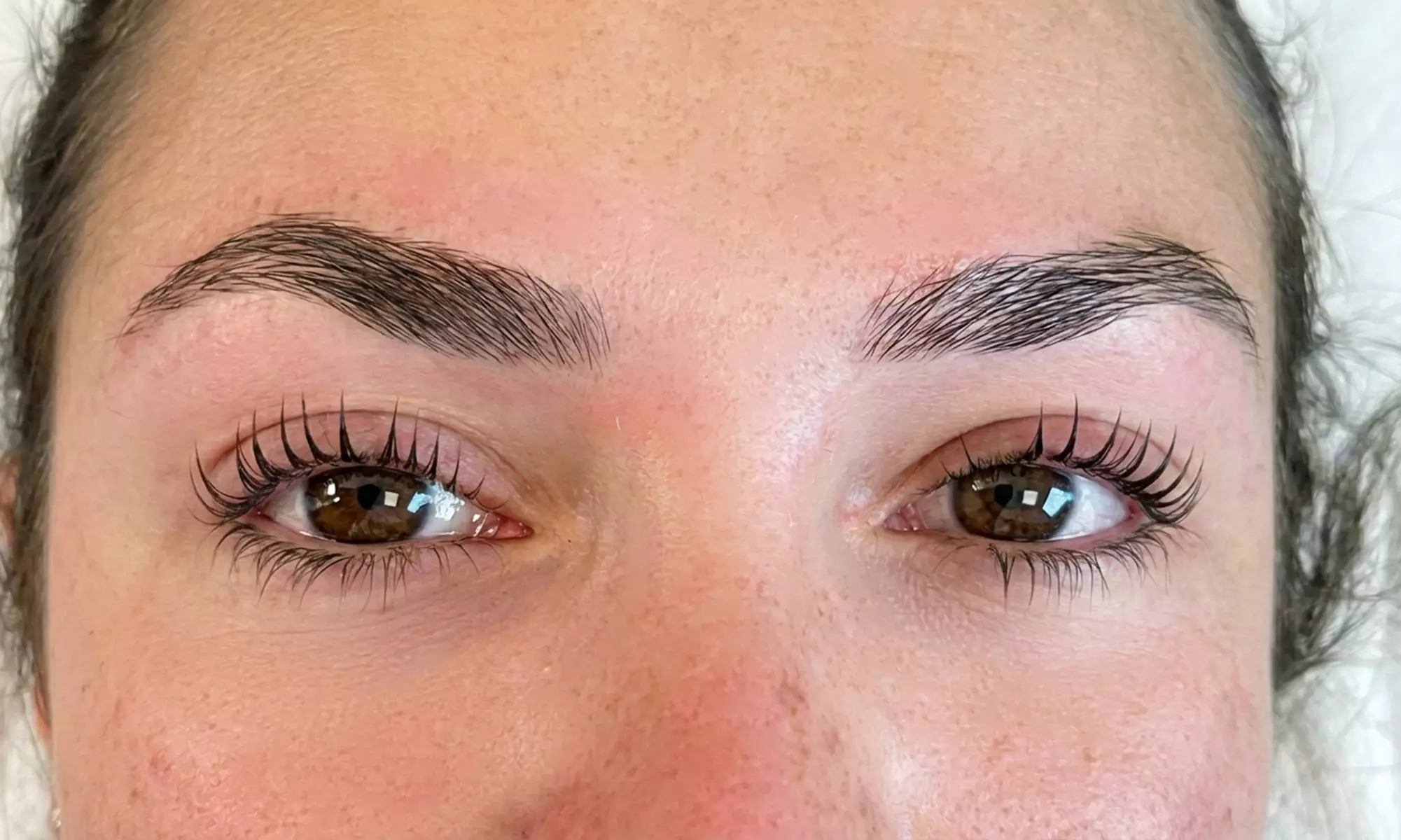 Lifting y tinte de pestañas con opción a laminado de cejas y diseño