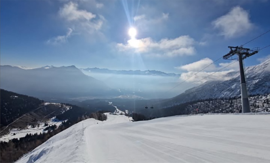 Image 2: Tagesskipass für das Skigebiet Hoch-Imst / Ticket für Berg- & Talfahrt