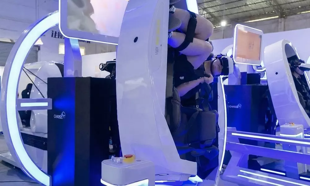 Immersive VR Experience: 1 or 2 in London w/ Starship & 360 Simulators