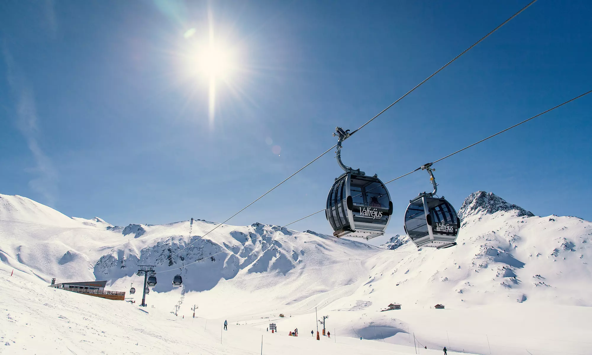 Forfait de ski pour 1 ou 6 jours entre deux stations mythiques