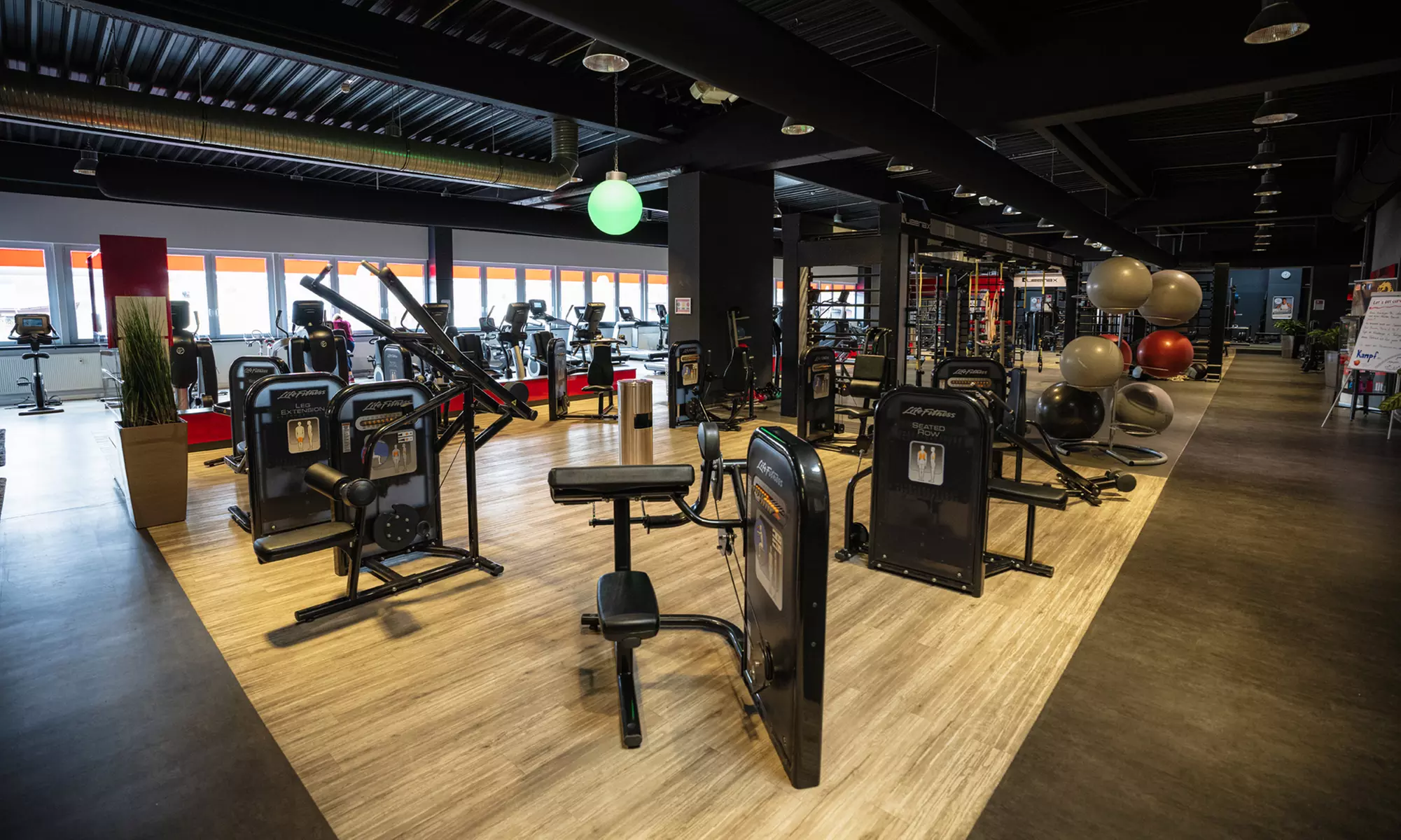 3 - 24 Monate All-In-Mitgliedschaft für clever fit