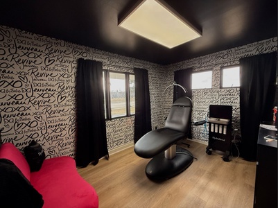 One Half Syringe of Restylane Kysse for Lips - REVIVEMKE