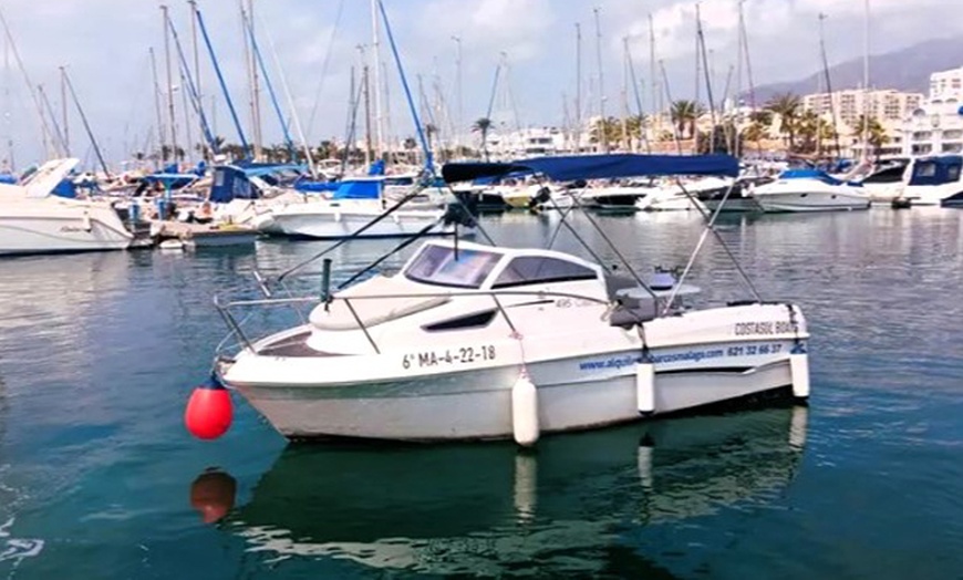Image 3: 1 hora de alquiler de barco para hasta 5 personas en Puerto Banús