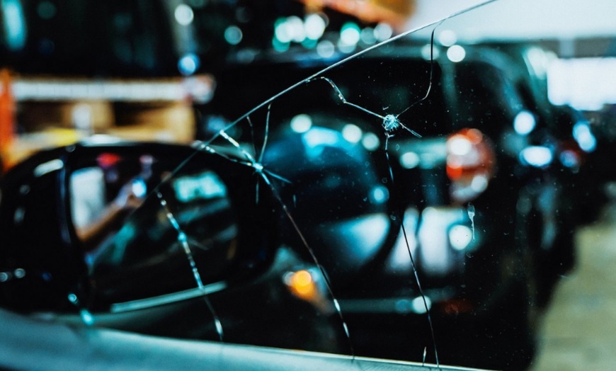 Image 2: Up to 75% Off on  at Cal-Alta Auto Glass Ltd