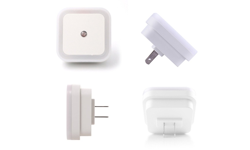 Image 20: 4-8 PCS Auto LED Light Induction Sensor Control Bedside Night Light In Wall Lamp