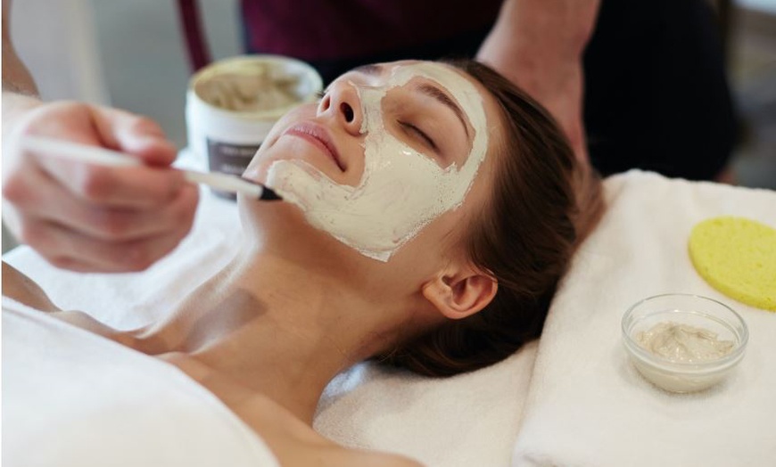 Image 3: Choice of Facial – Chemical Peel, Hydrafacial, or Classic Facials