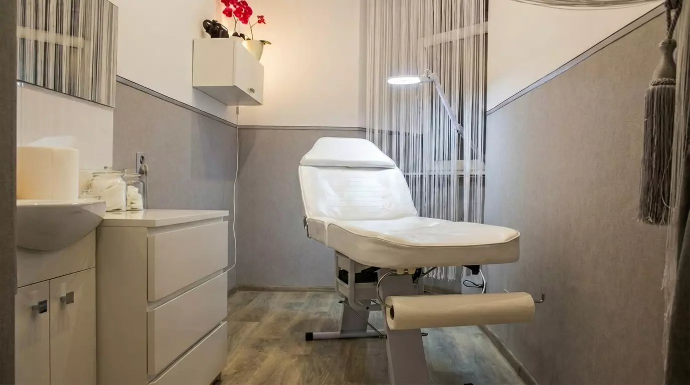 Gładka skóra na dłużej: depilacja laserowana wybranej partii ciała