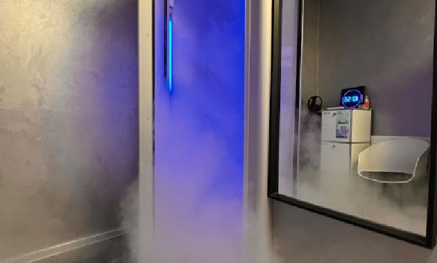 Image 3: Erlebe Regeneration pur mit Kältekammer, Lymphdrainage und Wärmekammer