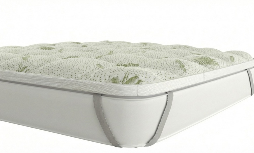 Image 2: Wellness topper met aloë vera-behandeling