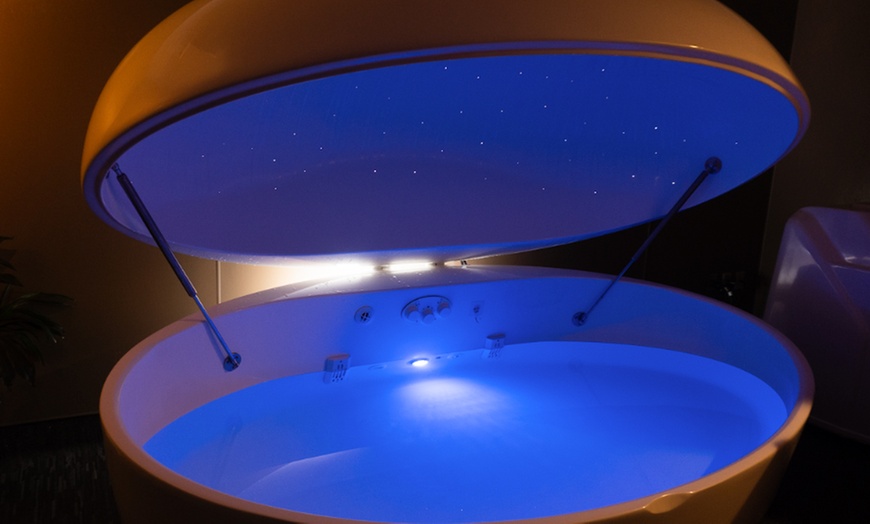 Image 2: 60-Minute Flotation Tank Sessions for New & Returning Customers